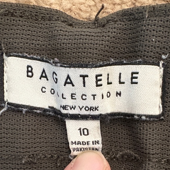 Bagatelle Collection New York Women’s Olive Green Chinos Size 10 Pants - Picture 2 of 10